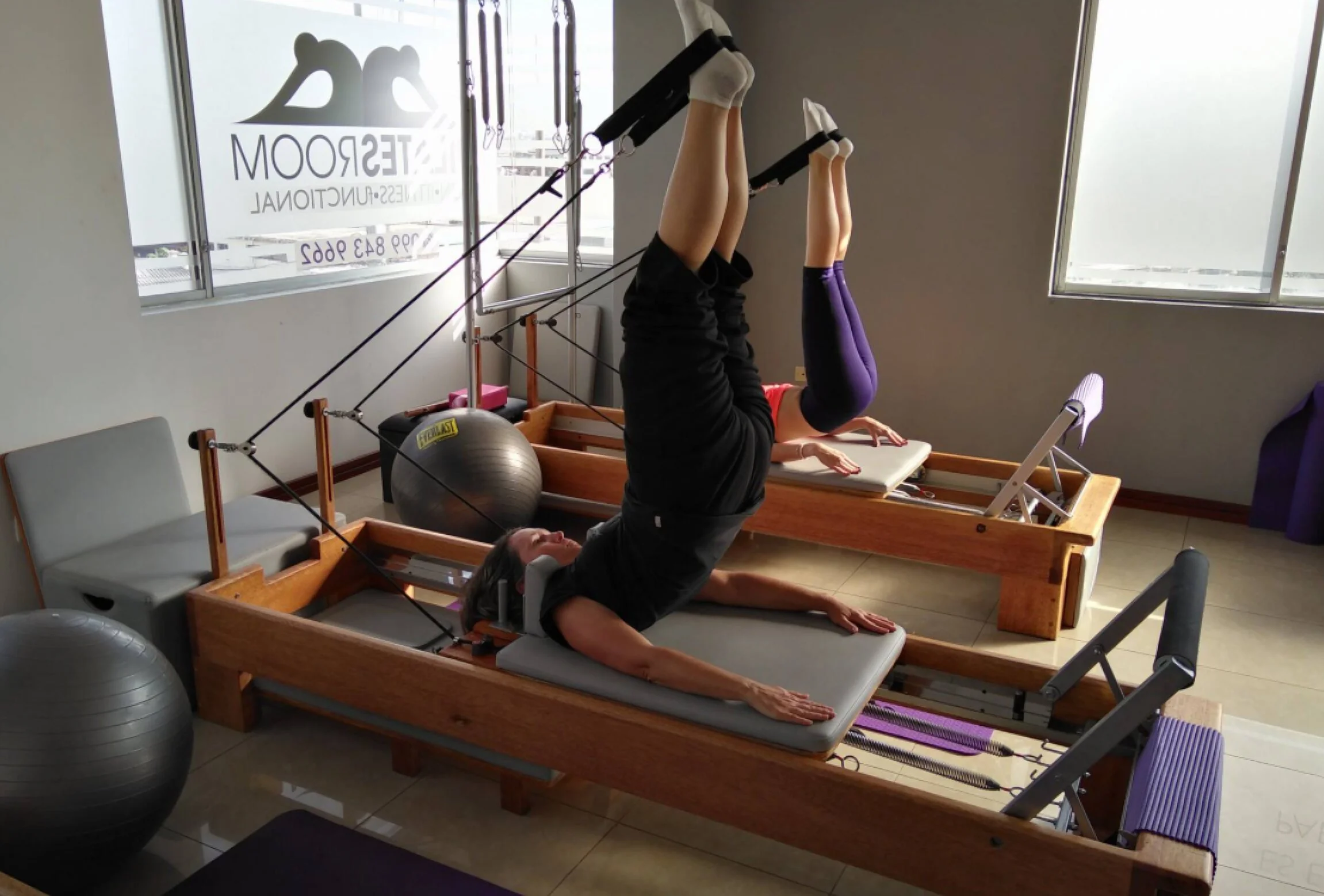 Pilates-pilates-room-10107