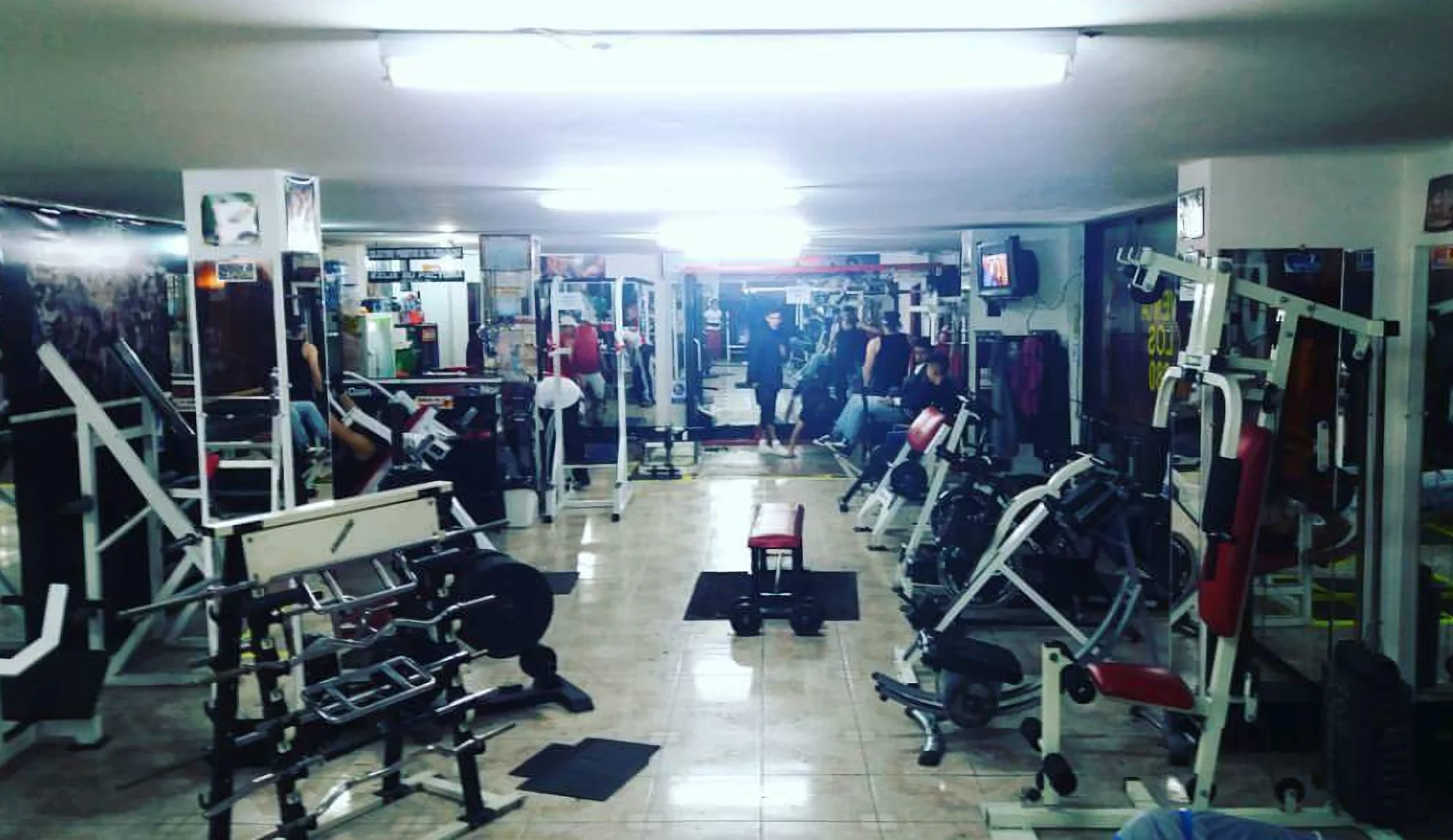 Gimnasio-strato-7-gym-10454