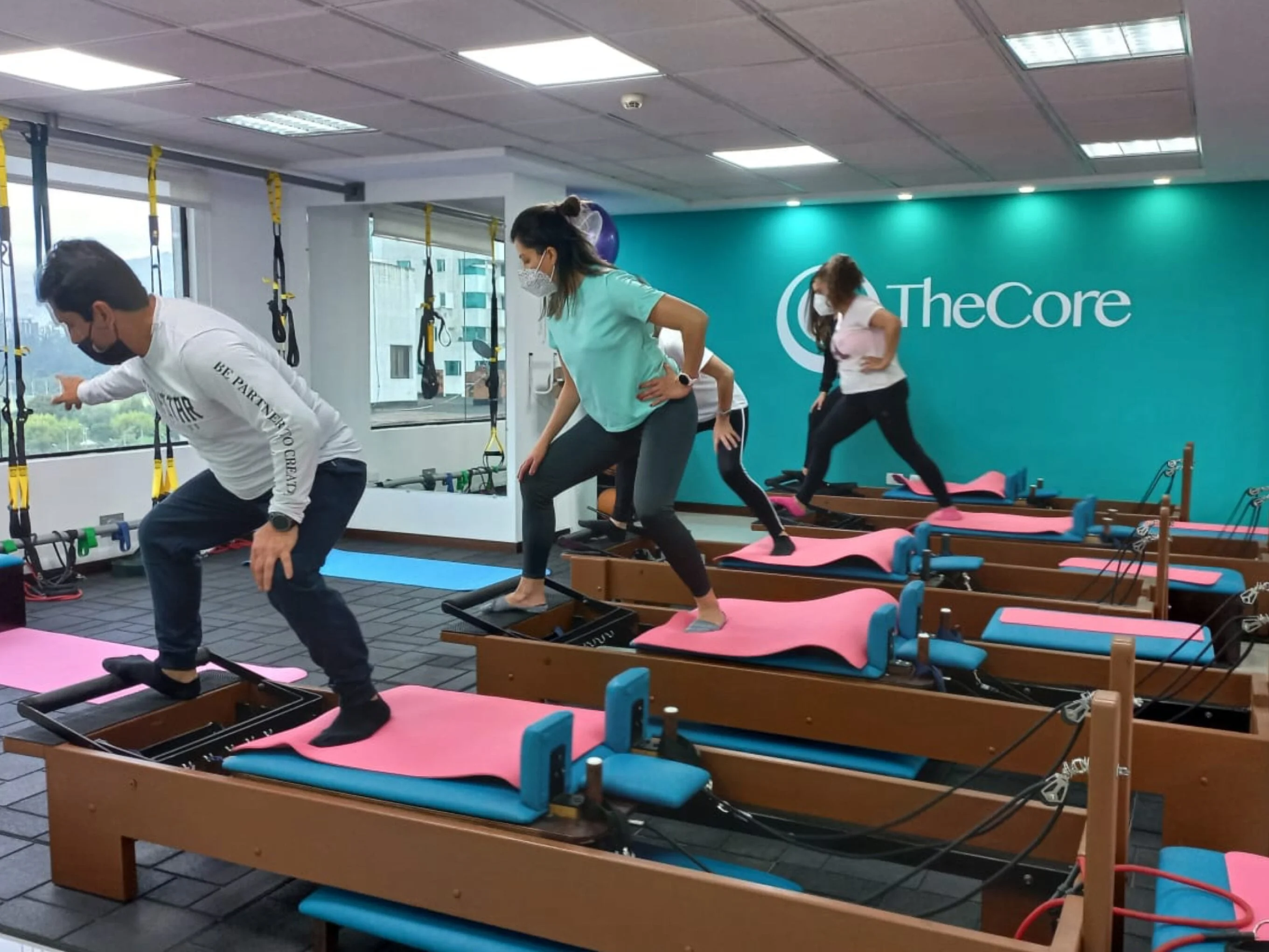 Pilates-the-core-pilates-reformer-studio-11501