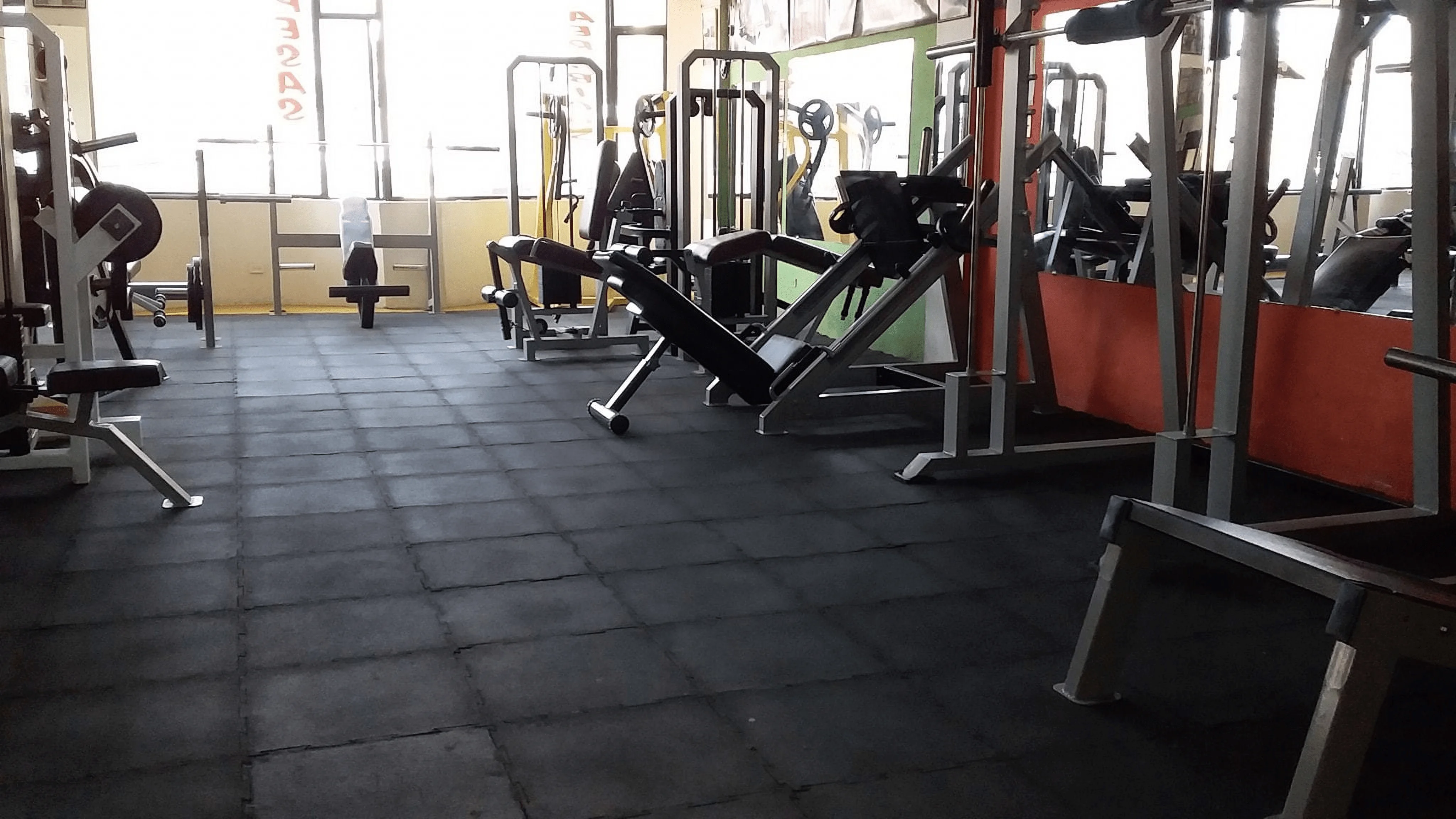 Gimnasio-leos-gym-12847