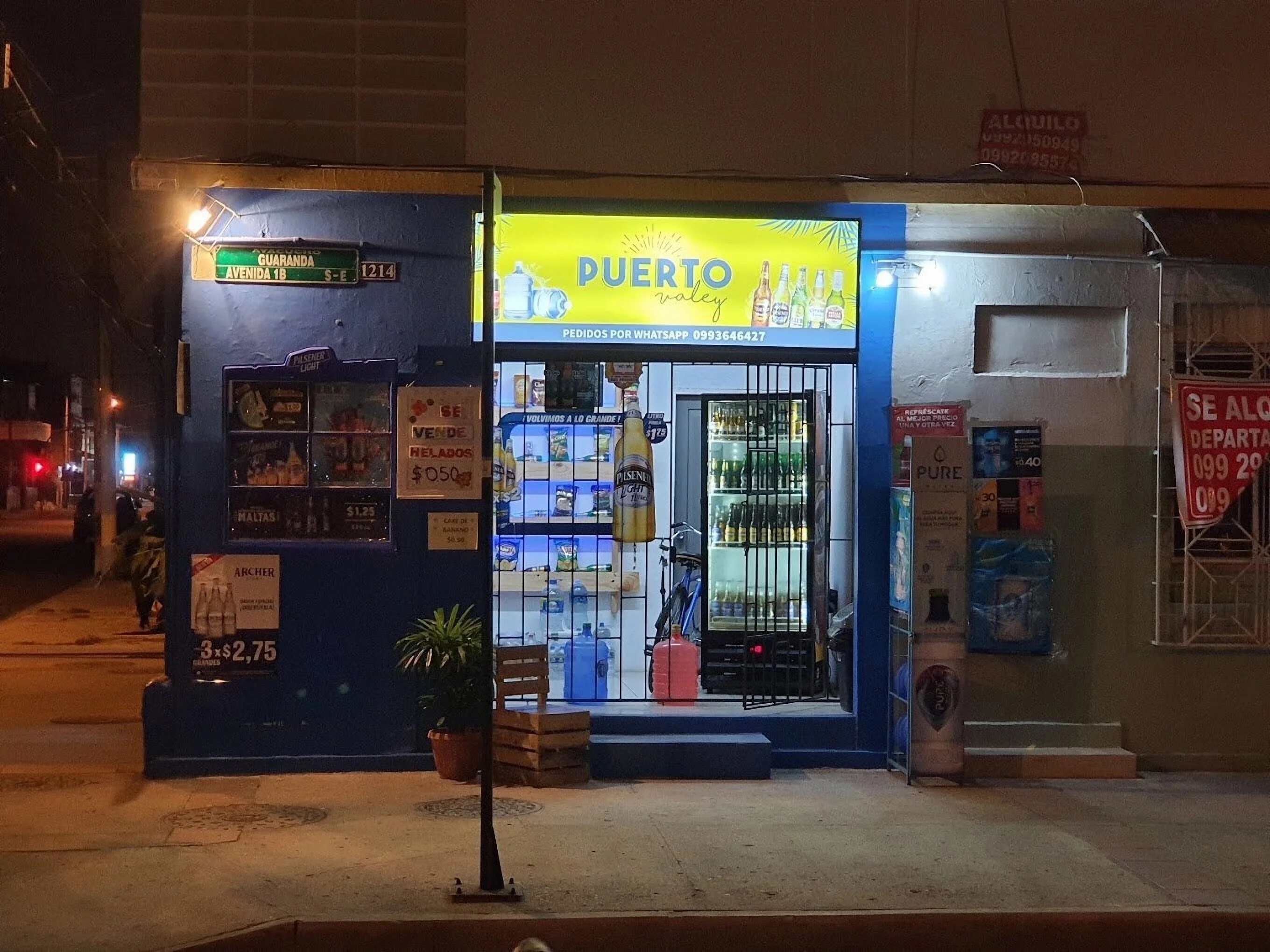 PUERTO VALEY, VENTA DE BEBIDAS Y COMIDA RAPIDA-3479