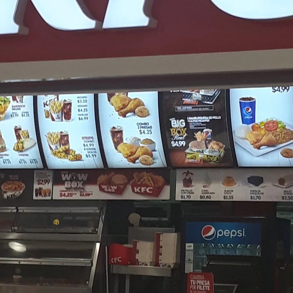 KFC - C.C. Paseo Shopping Durán-4917