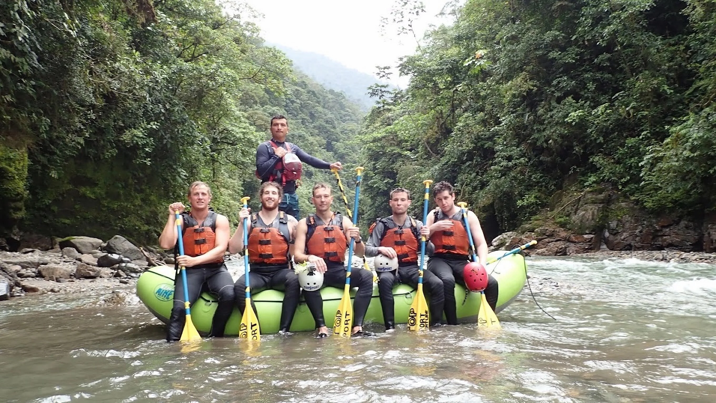 Lugares Turisticos-rafting-xtream-banos-ecuador-20583