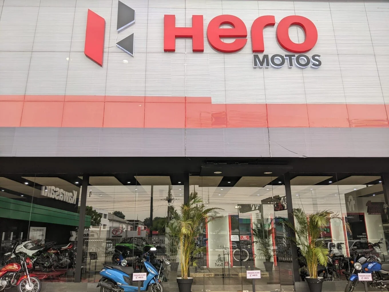 Hero Motos Ecuador, el fabricante numero uno de motocicletas en el mundo.-5717