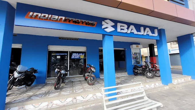 Bajaj Indian Motos-6333