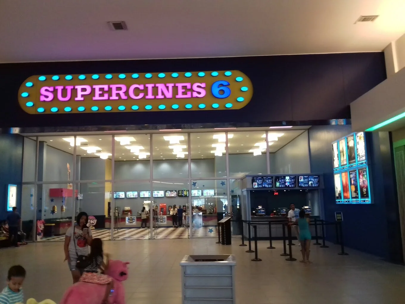 Supercines - C.C. Paseo Shopping Durán-6424