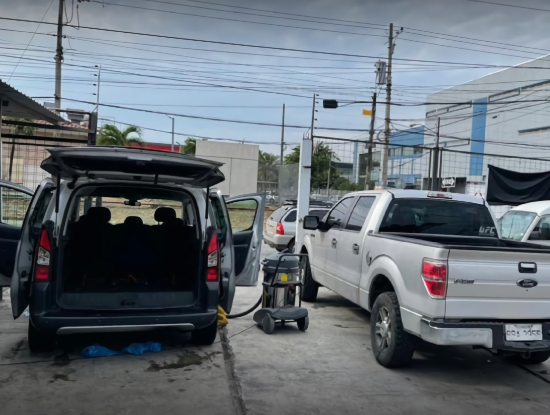 Lavados de carros-lavadora-de-autos-guayawash-6693