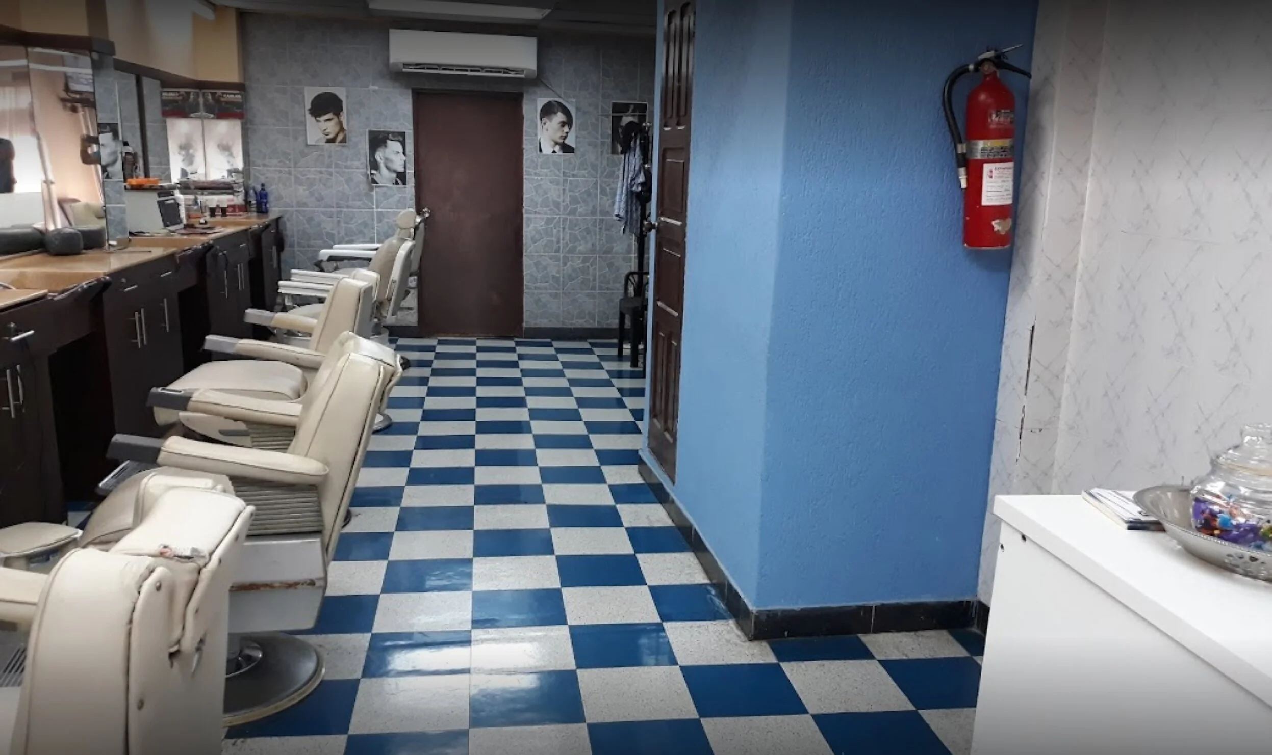 Centro Estético-aguilar-barber-shop-8080