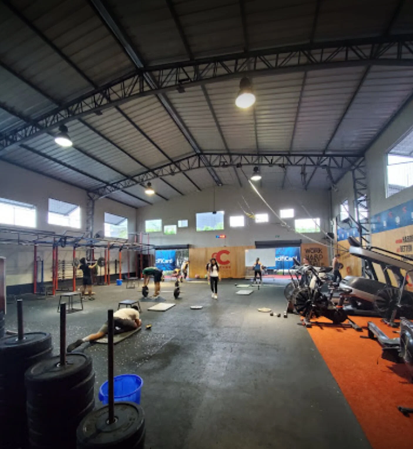 Gimnasio-culture-fitness-center-8480