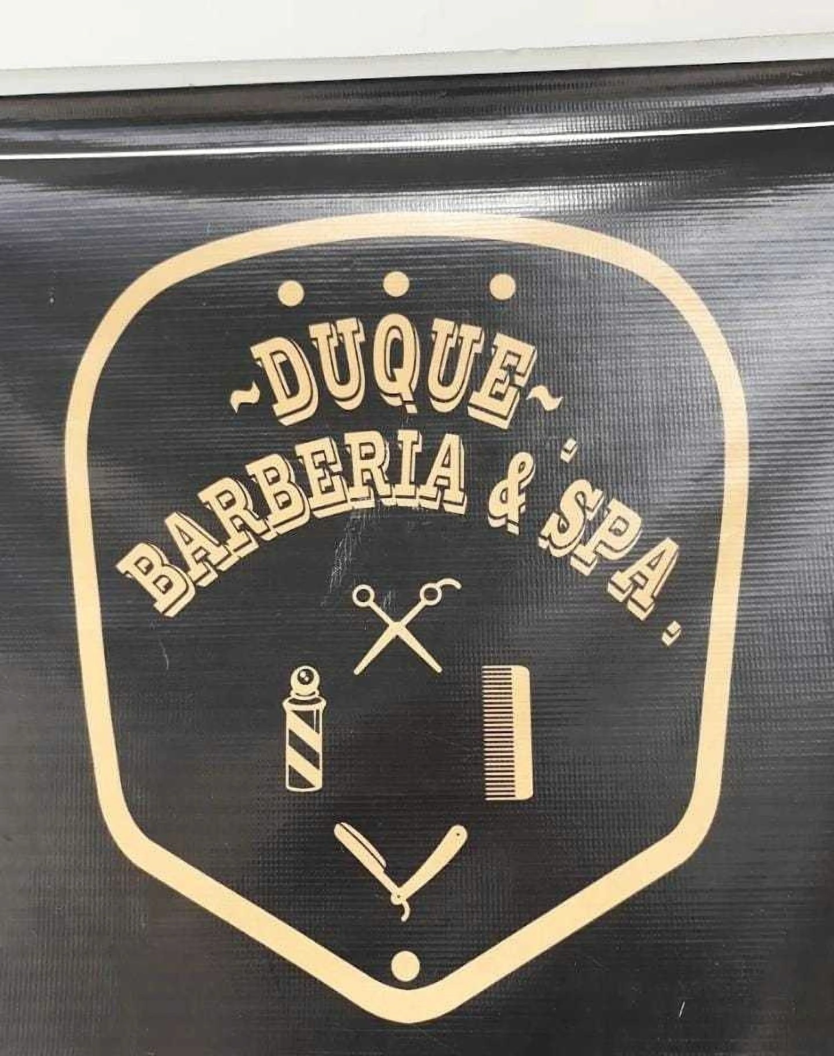Duque Barberia y Spa-364