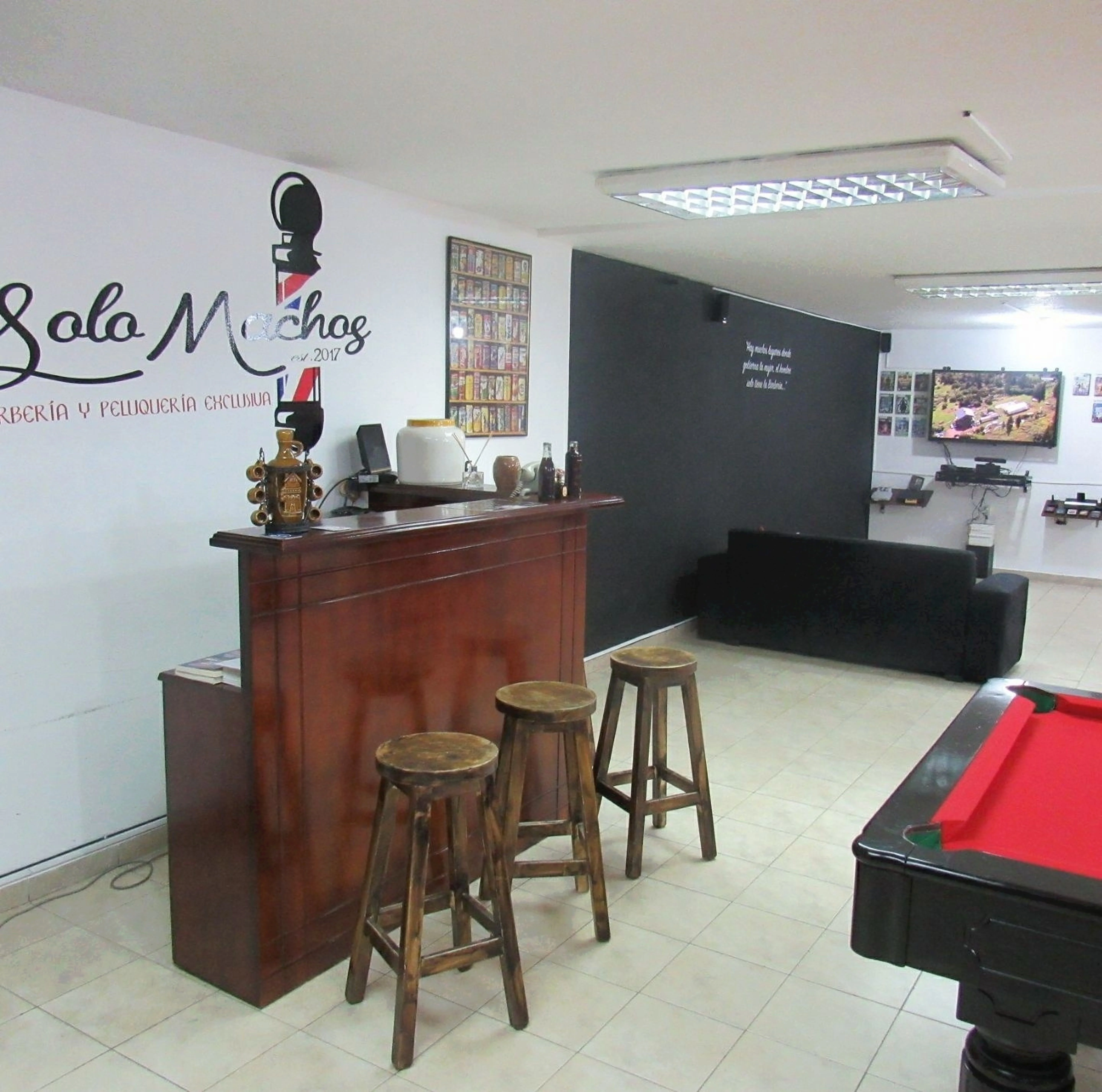 Barbería-solo-machos-barber-shop-9362