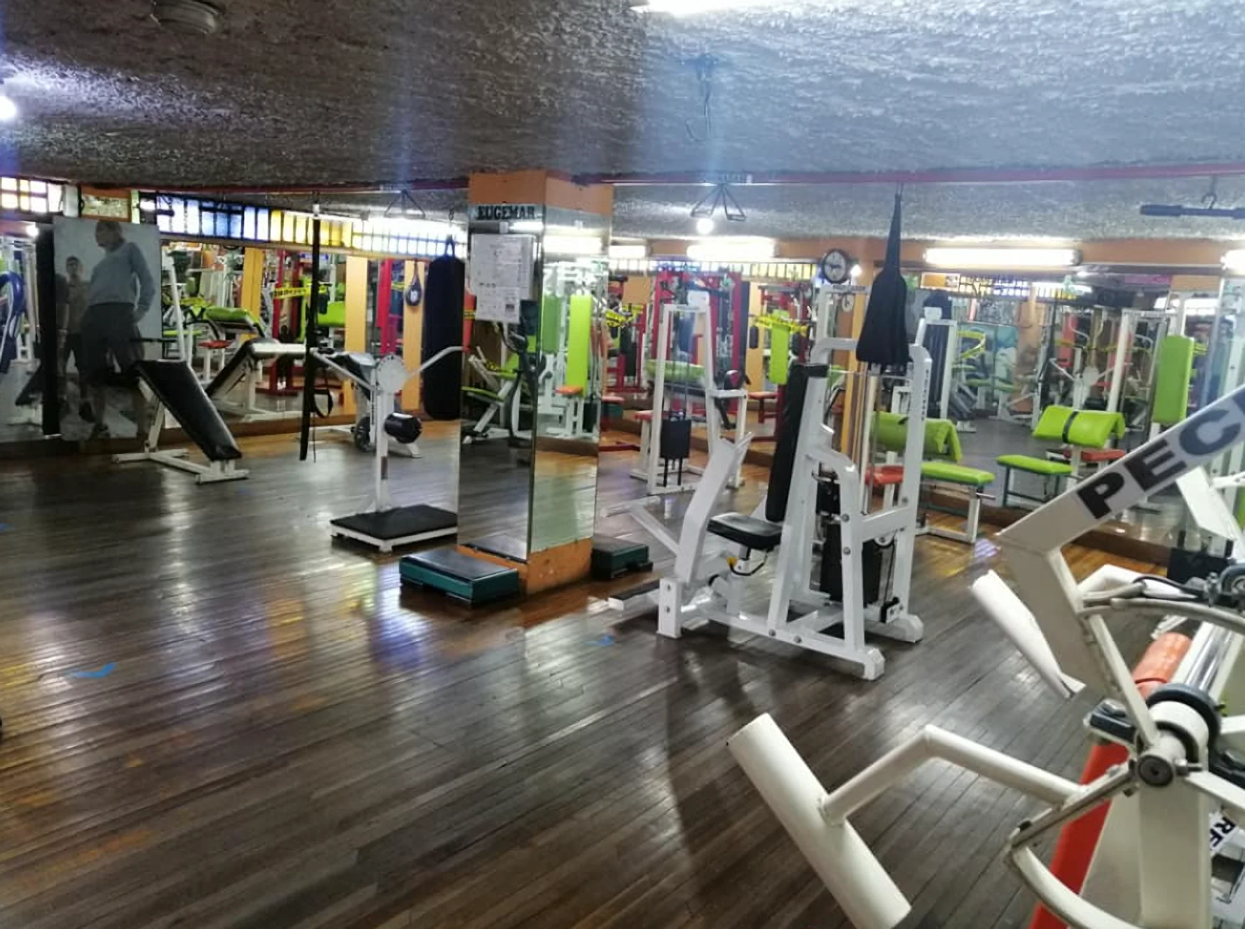 Gimnasio-gimnasio-eugemar-9744