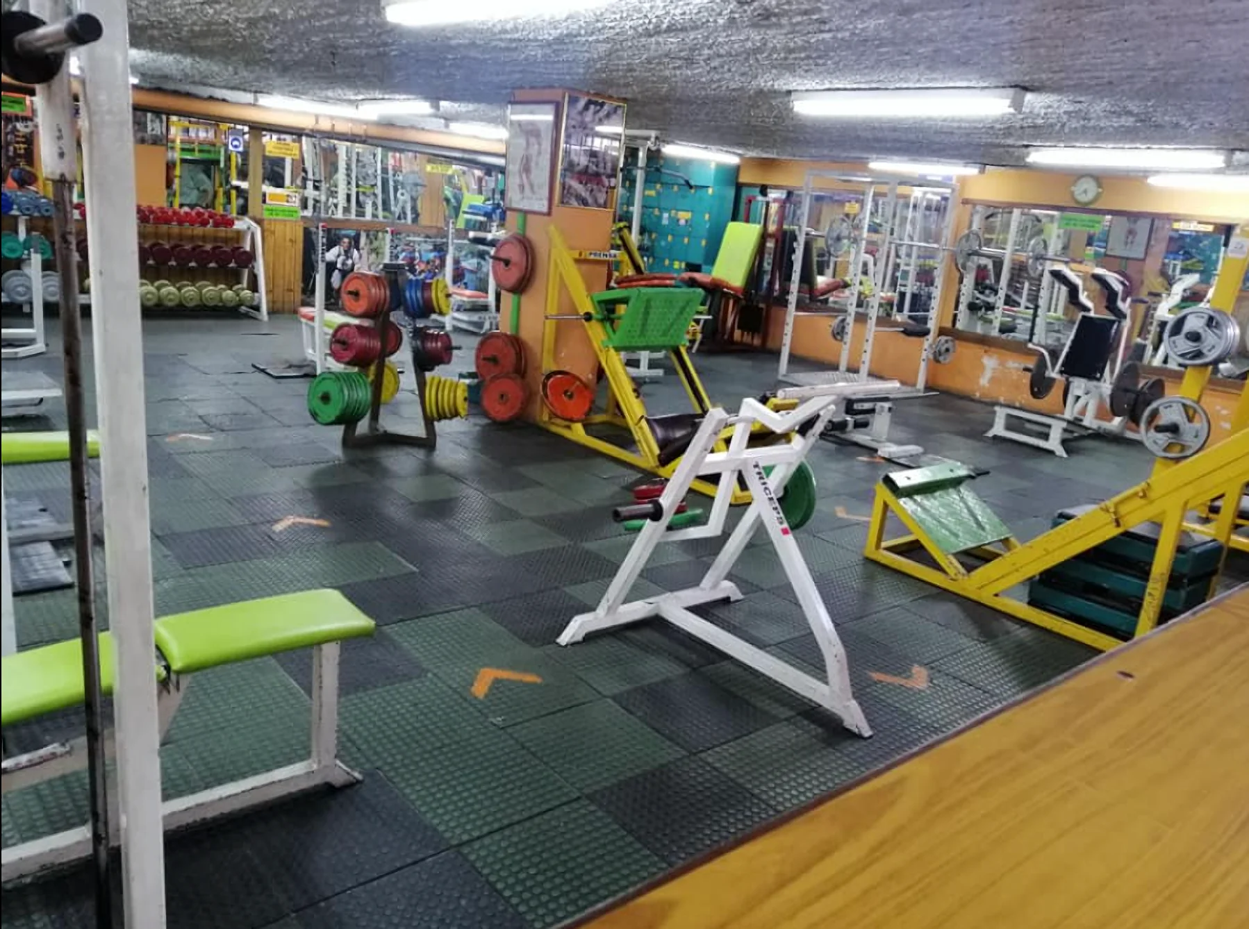 Gimnasio-gimnasio-eugemar-9745