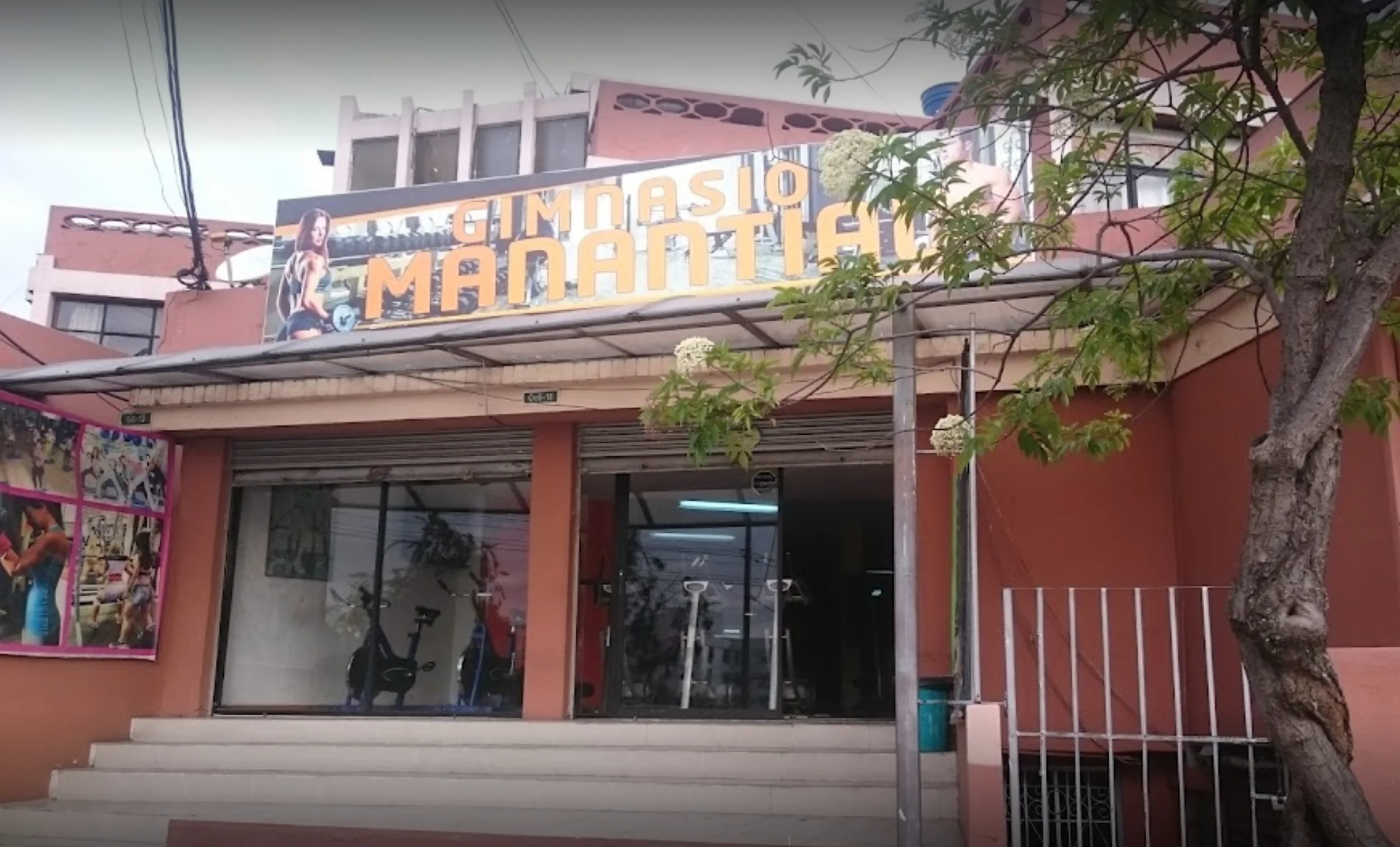 Gimnasio-gimnasio-manantial-9791